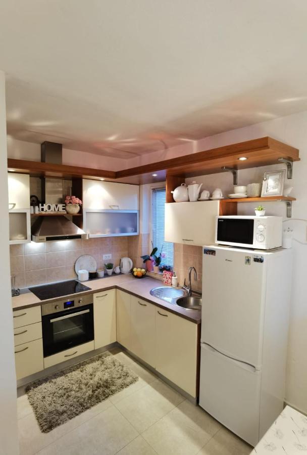 Apartman Sara Preko Extérieur photo